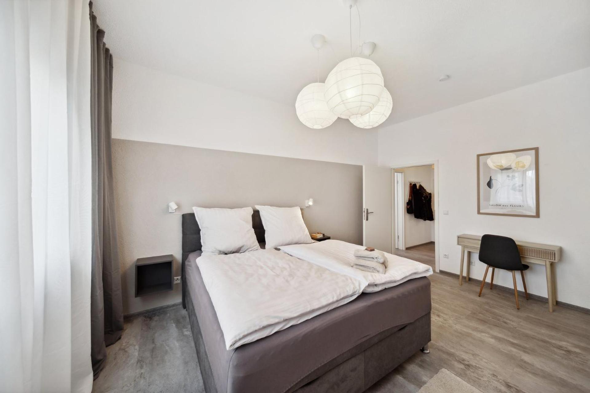 Ferienwohnung Ruhige Lage, Gute Anbindung, Frisch Renoviert Fellbach Exterior foto